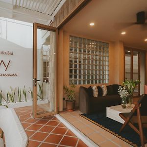 Hotel Clay Chiang Mai